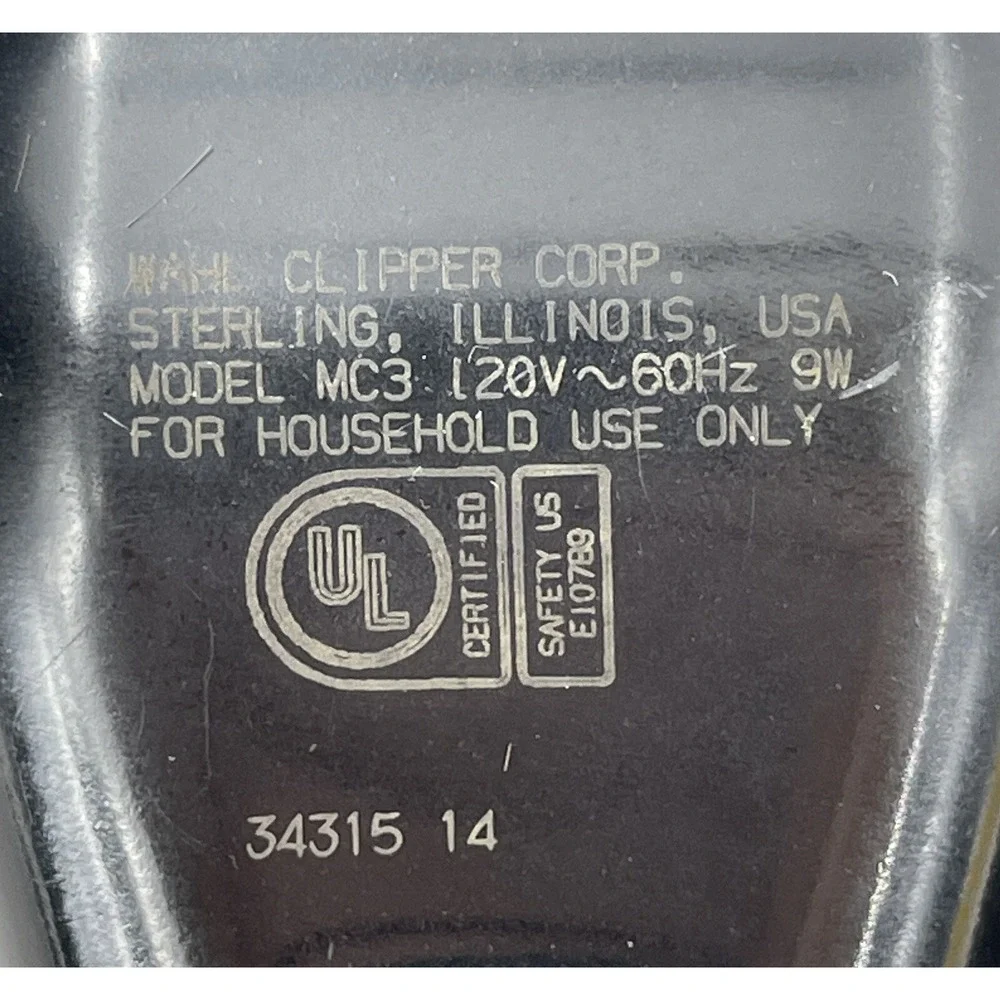 WAHL Adjustable MC3 Hair Clippers with 10‎ Attachments and Nylon Case